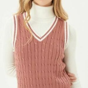 Cable knit contrast trim sweater vest